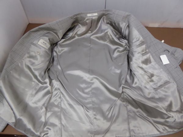 未使用品 CORNELIANI/コルネリアーニ メンズスーツ サイズ52 未使用品 CORNELIANI/コルネリアーニ メンズスーツ サイズ52