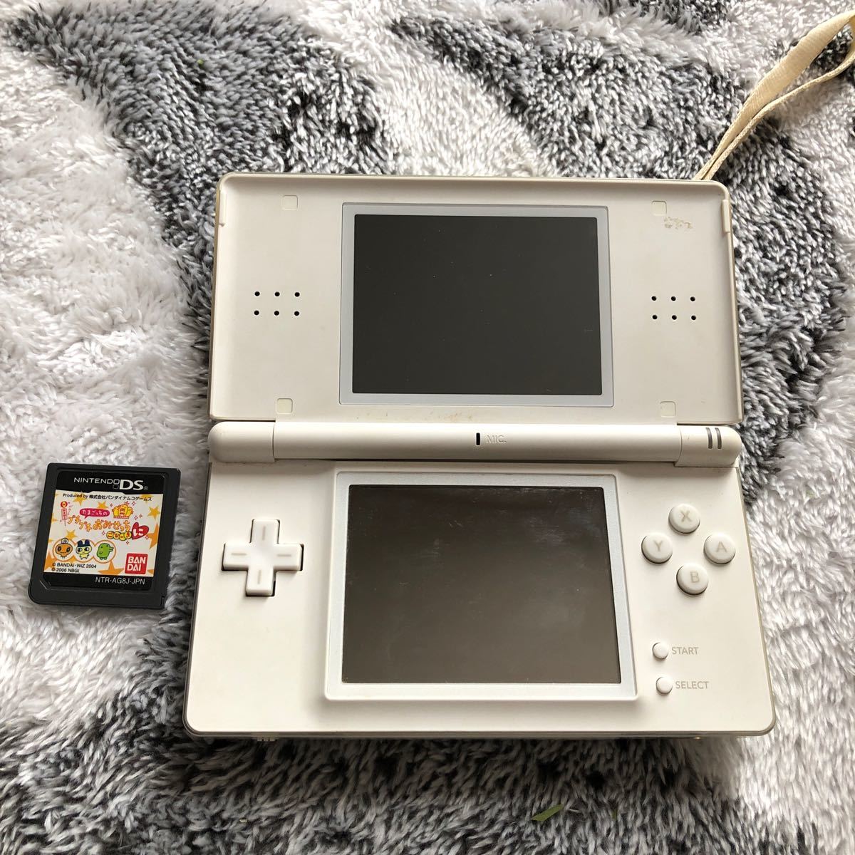 ニンテンドーDS Lite ソフト付　たまごっちのプチプチおみせっち