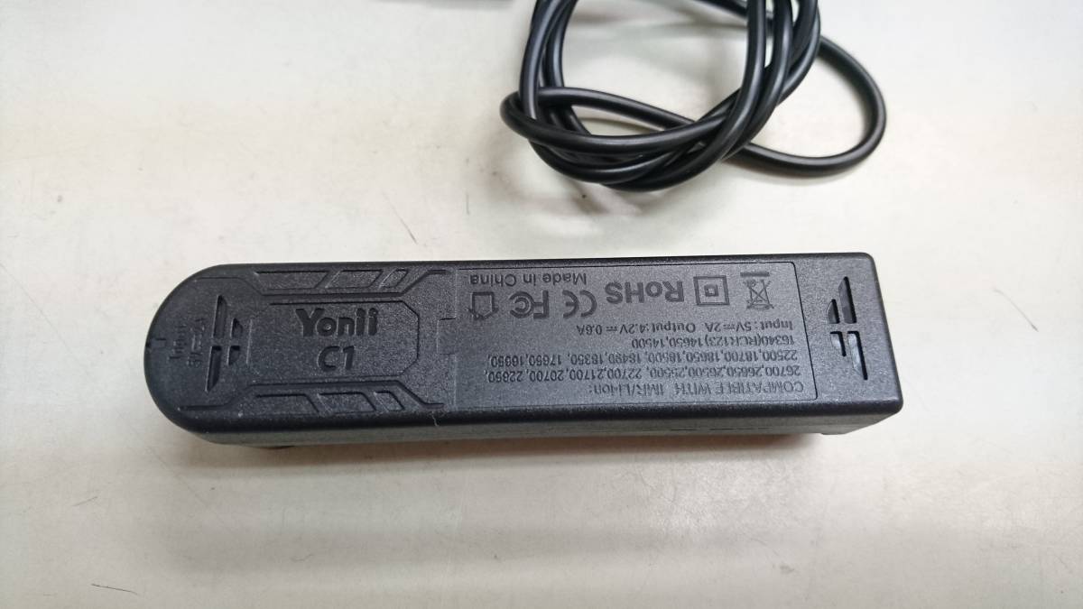 ■YONII C1 Universal Battery Charger Protection USB Port Batteries Charger Li-ion Battery　充電器 C_画像4