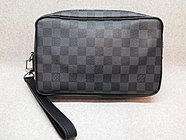 【ルイヴィトン】Louis Vuitton ダミエ グラフィット ポシェット