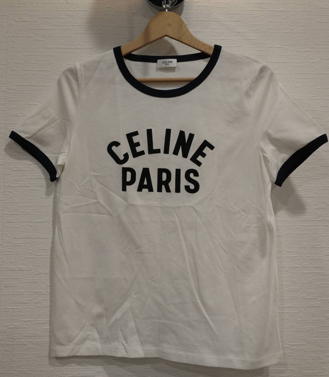 【18％OFF】 CELINE ''CELINE PARIS'' フロック 限定販売 ロゴ Tシャツ 2021-2022AW Sサイズ セリーヌ オフホワイト ネイビー 2X855501F