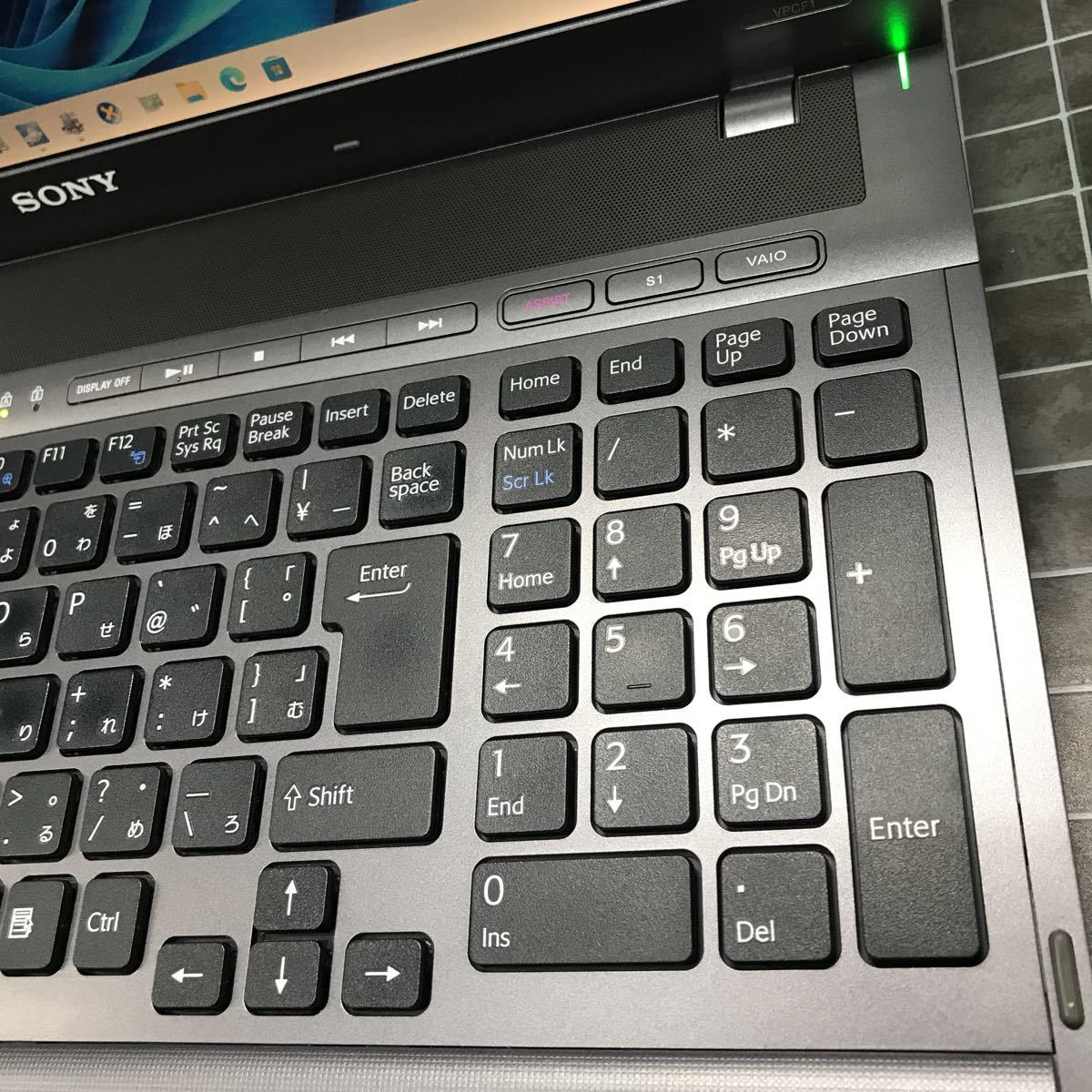 ヤフオク! - 【A39】正式版 Windows11/新品SSD240GB【SONY VA...