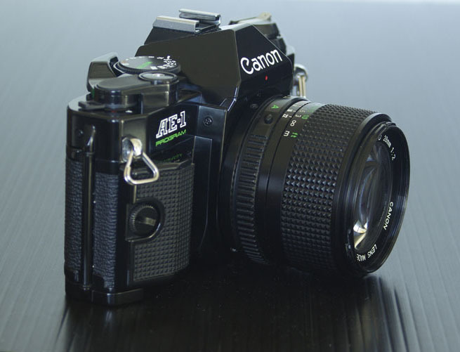 キヤノン一眼レフ【Canon AE-1 PROGRAM】+FD28mmF2(レンズはジャンク)_画像3