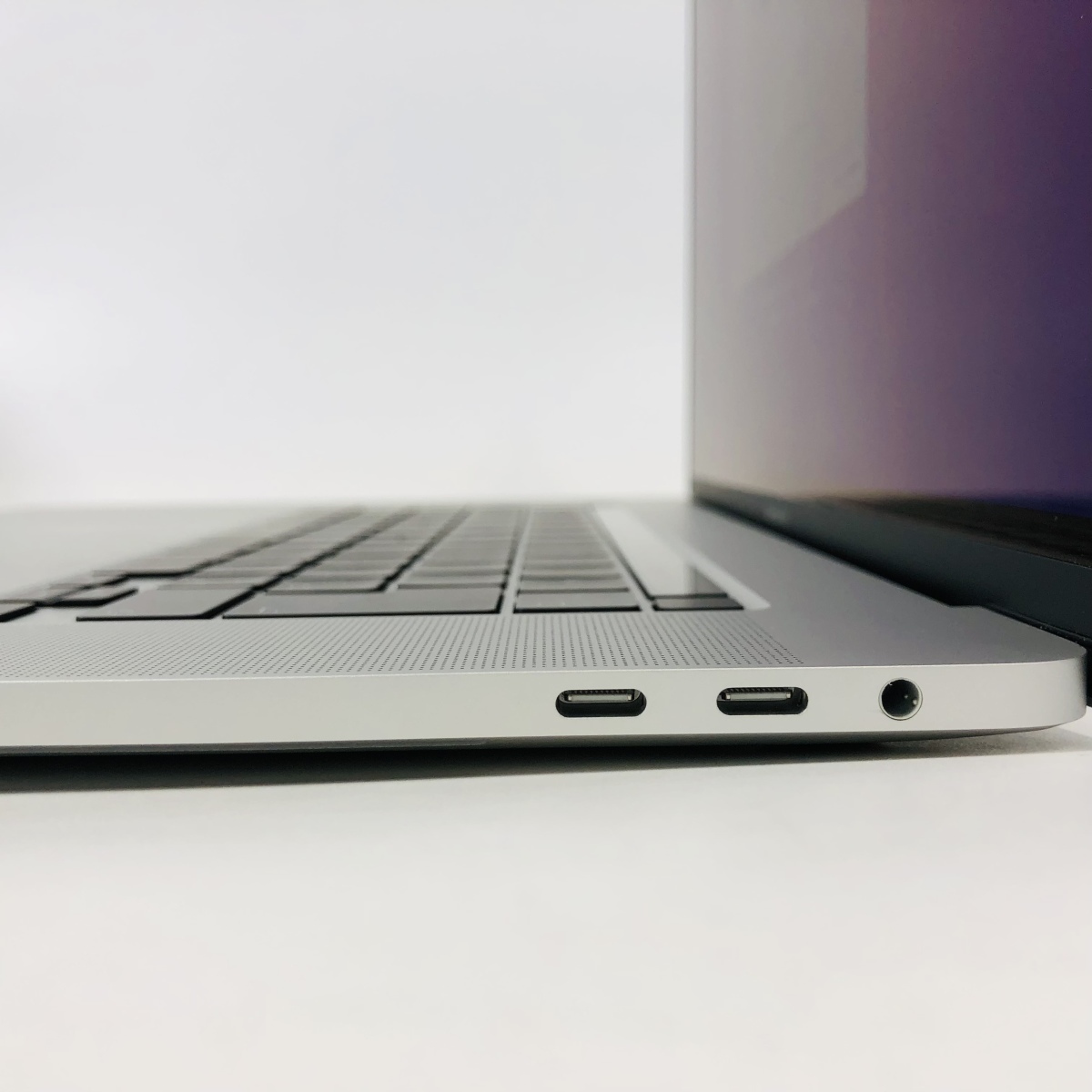 格安即決 ID Bar＋Touch Touch Pro MacBook 動作確認済み 16インチ（Late MVVL2J A シルバー 512GB  2.6GHz 16GB SSD i7 Core 2019） - MacBookPro - www.cecop.gob.mx