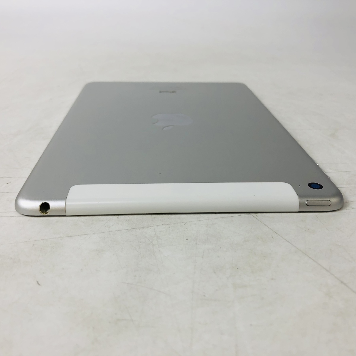 SIMフリー iPad mini 4 Wi-Fi+Cellular 16GB シルバー MK702J/A(iPad 