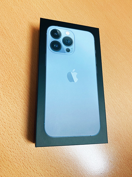 iPhone 13 Pro シエラブルー 256 GB SIMフリー