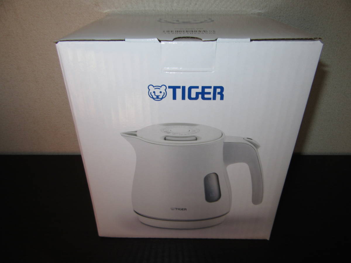 新品未開封品 TIGER タイガー魔法瓶 電気ケトル わく子 容量0.8L マットホワイト PCM-A080-WM 送料無料