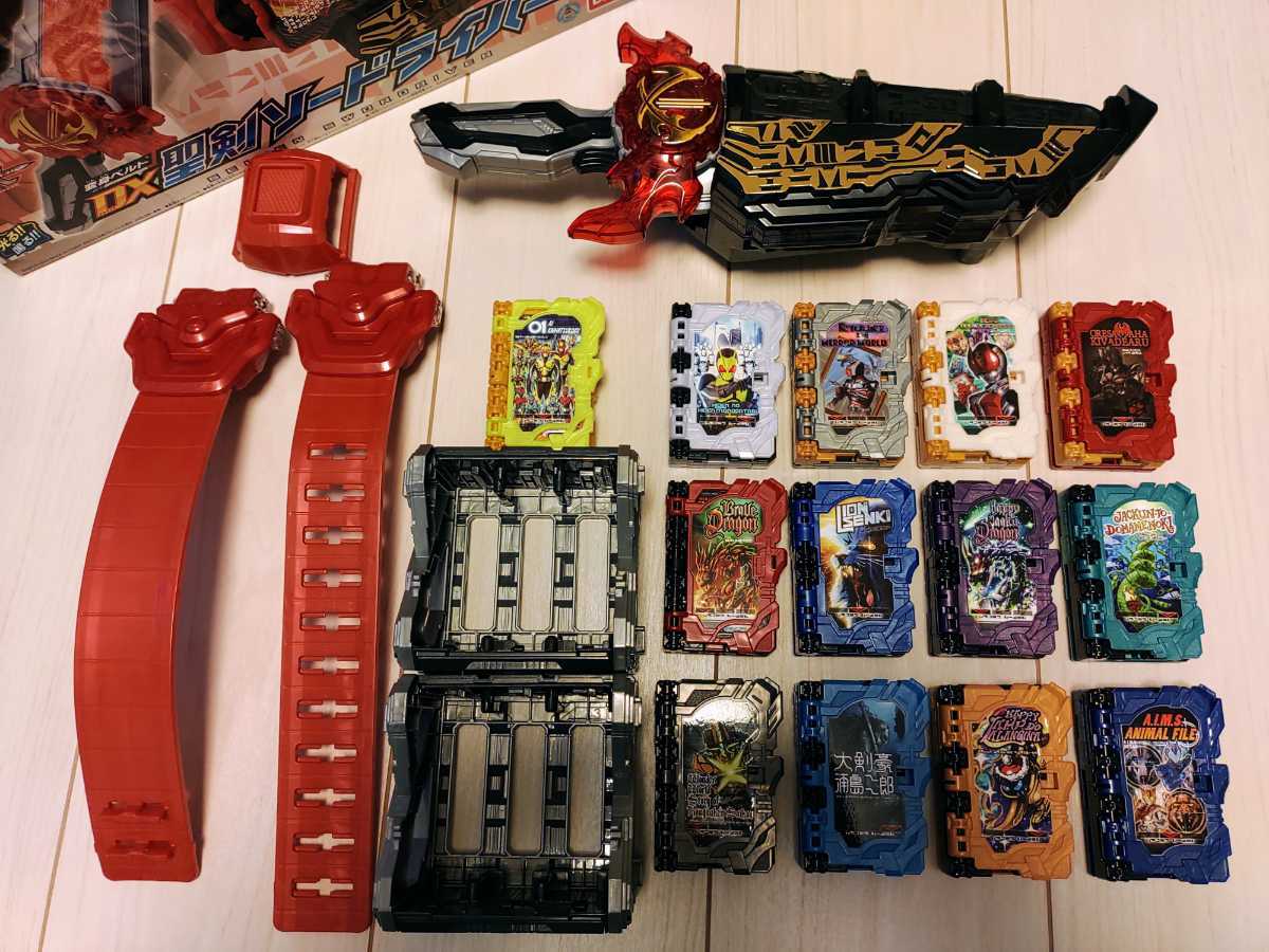 ヤフオク 仮面ライダーセイバー Dx聖剣ソードライバー ワ