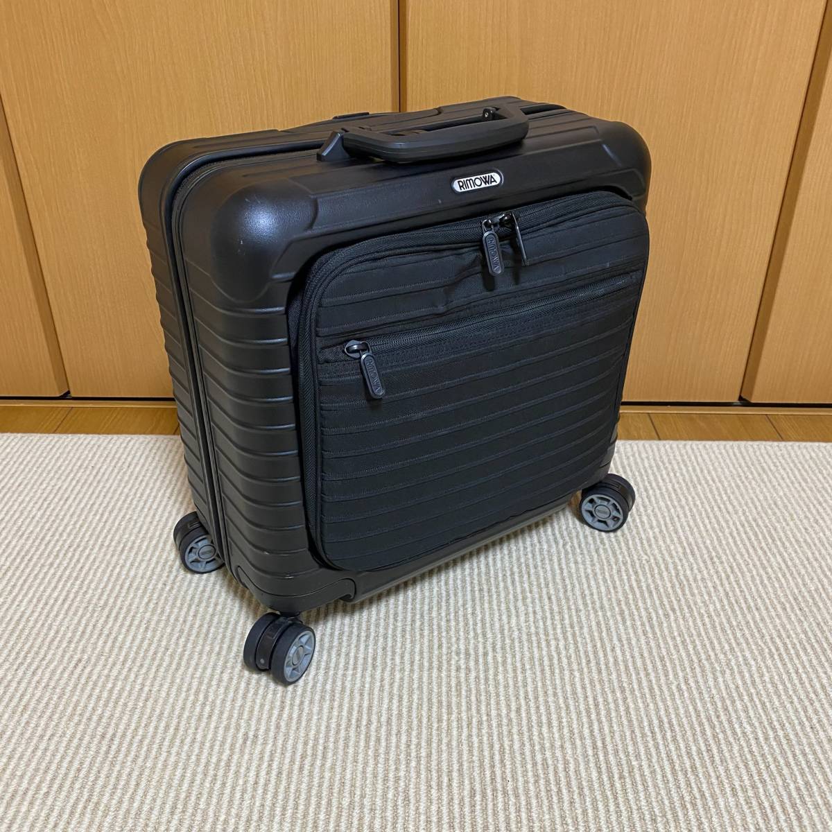リモワ RIMOWA ボレロ 40L 2輪 ブラック 超激安ショップ www.tunic.store
