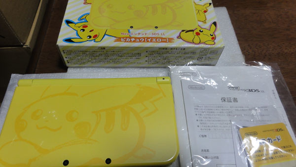 ○NEW ニンテンドー 3DS LL ピカチュウ イエロー 美品 NINTENDO○ ikpi