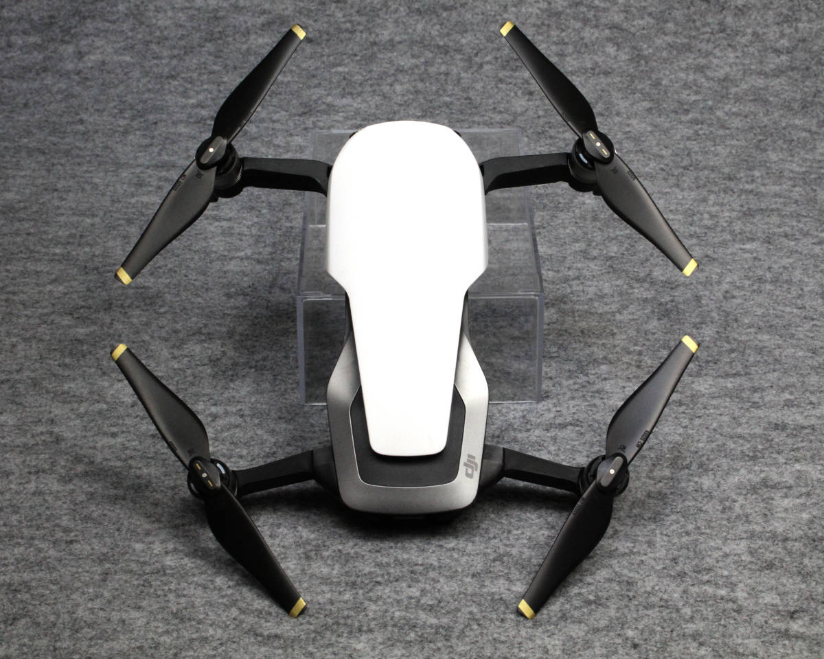 機体登録済み・譲渡可能品　DJI MAVIC AIR FLY MORE COMBO　トラベルケース付き