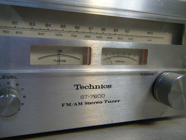 3れ34▼Technics テクニクス チューナー《ST-7600》FM/AM Stereo Tuner 日本製 オーディオ機器 音響◆受信OK 感度良好♪_画像2