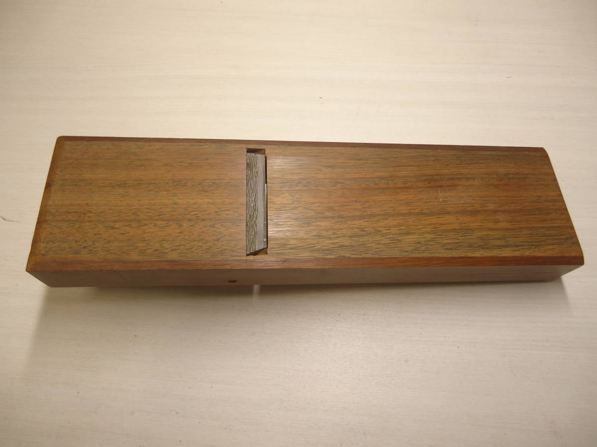Yahoo!オークション - 鉋 カンナ 寸八 緋牡丹 USED品 Yahoo!オークション - 鉋 カンナ 寸八 緋牡丹 USED品