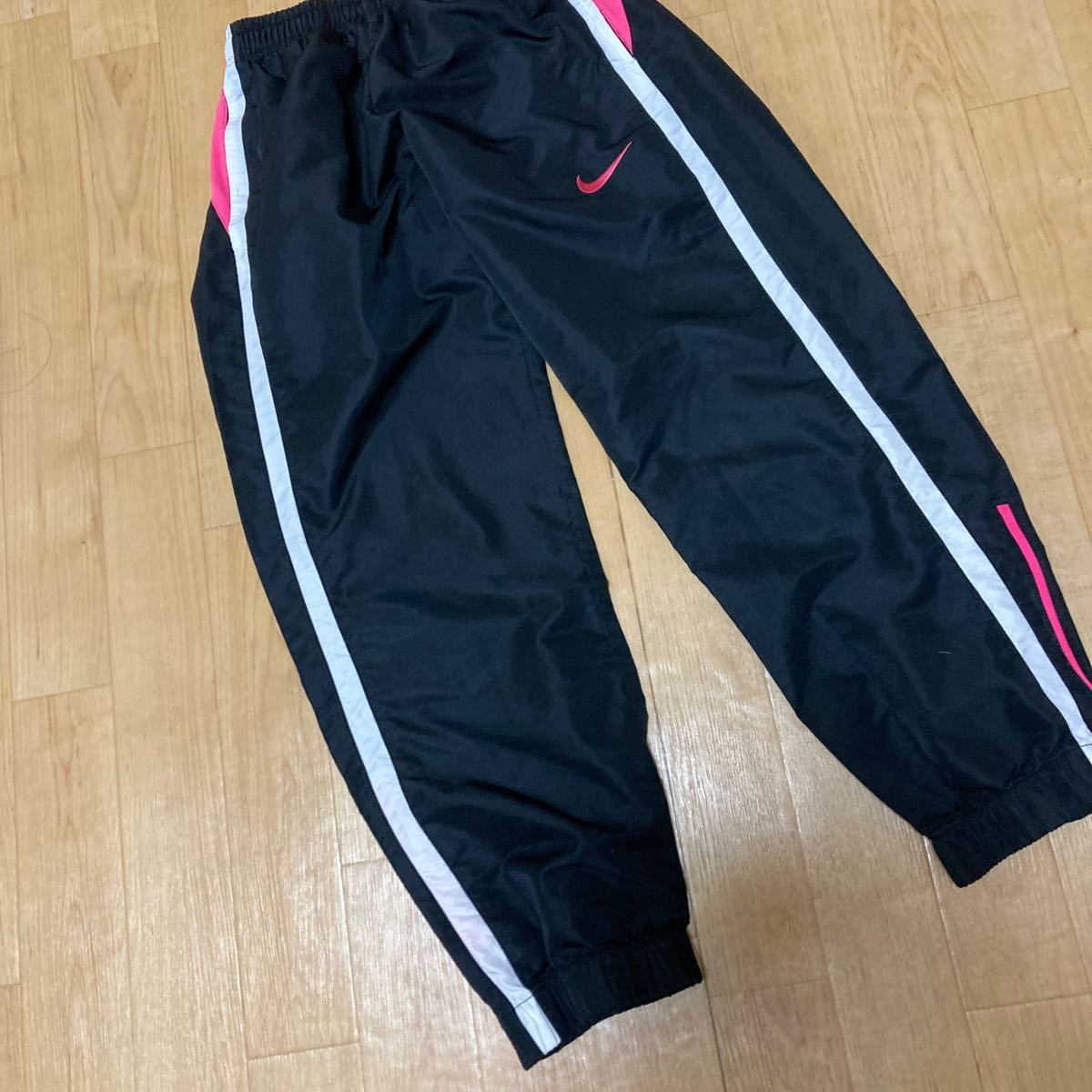 キッズ140 ナイキトレーニングパンツ NIKE