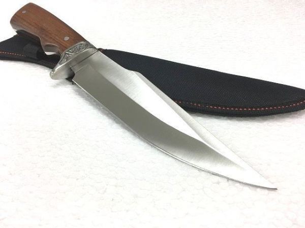 ★送料込み！★Columbia Saber★A82　コロンビアナイフ　高品質ハンティングナイフ　サバイバルナイフ　アウトドアナイフ　焚き火狩猟