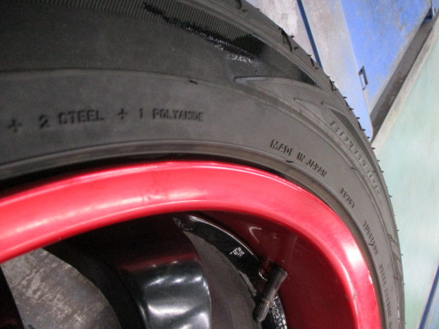 ヨコハマ スーパーアドバンレーシング 17x8J +35/9J +38 PCD114.3/5H