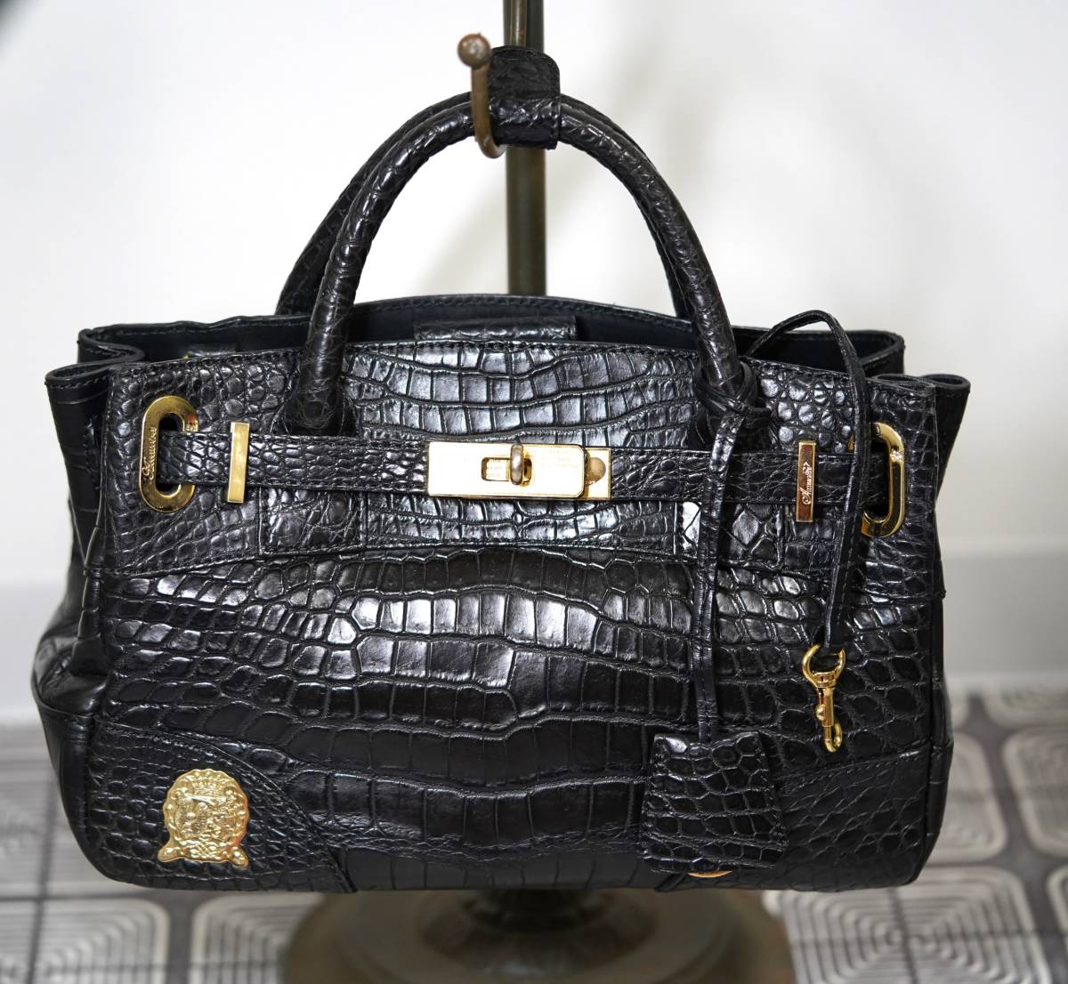 アクセソワ・ドゥ・マドモワゼル AccessoiresDeMademoiselle(ADMJ) - クロコダイル 鞄 BAG BLACK GOLD