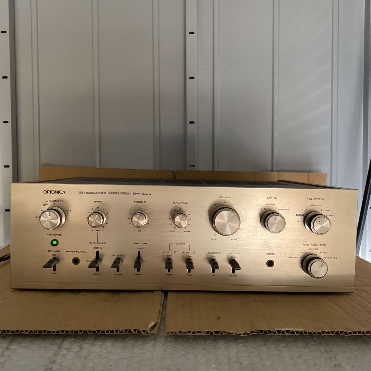 シャープ SHARP OPTONICA SM-4000 プリメインアンプ シャープ SHARP OPTONICA SM-4000 プリメインアンプ