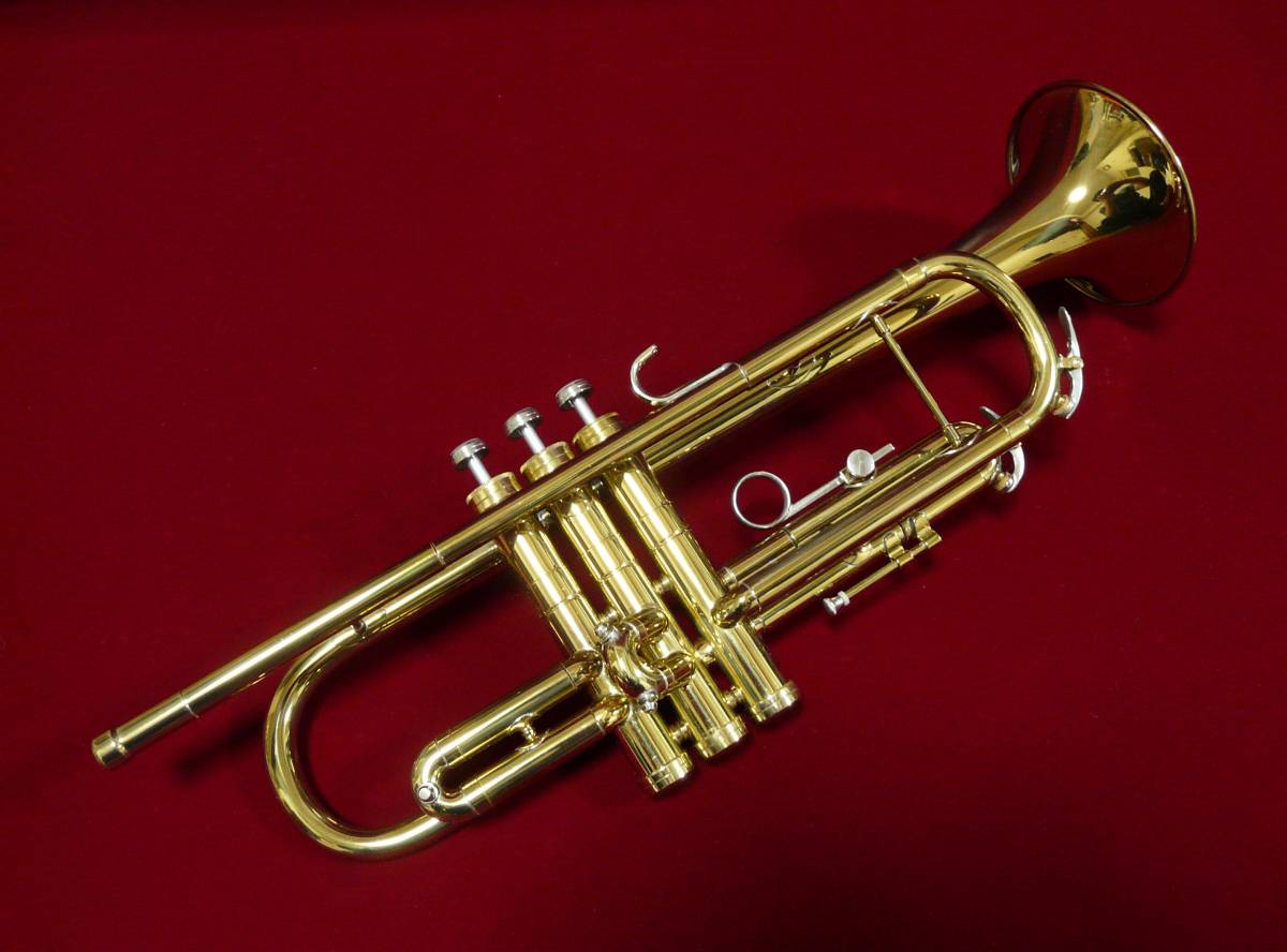 Yahoo!オークション - CONN 8B ARTIST 1976 LEE MORGAN MINT Yahoo!オークション - CONN 8B ARTIST 1976 LEE MORGAN MINT