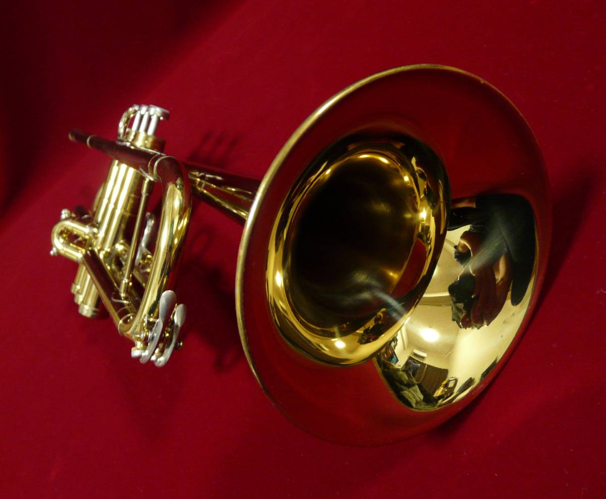 Yahoo!オークション - CONN 8B ARTIST 1976 LEE MORGAN MINT Yahoo!オークション - CONN 8B ARTIST 1976 LEE MORGAN MINT