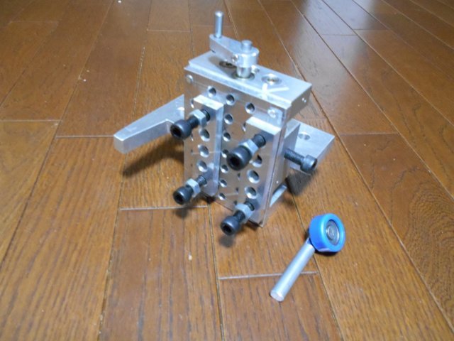 卓上ミニ旋盤用フライス加工手作りアタッチメント、縦、横 卓上ミニ旋盤用フライス加工手作りアタッチメント、縦、横