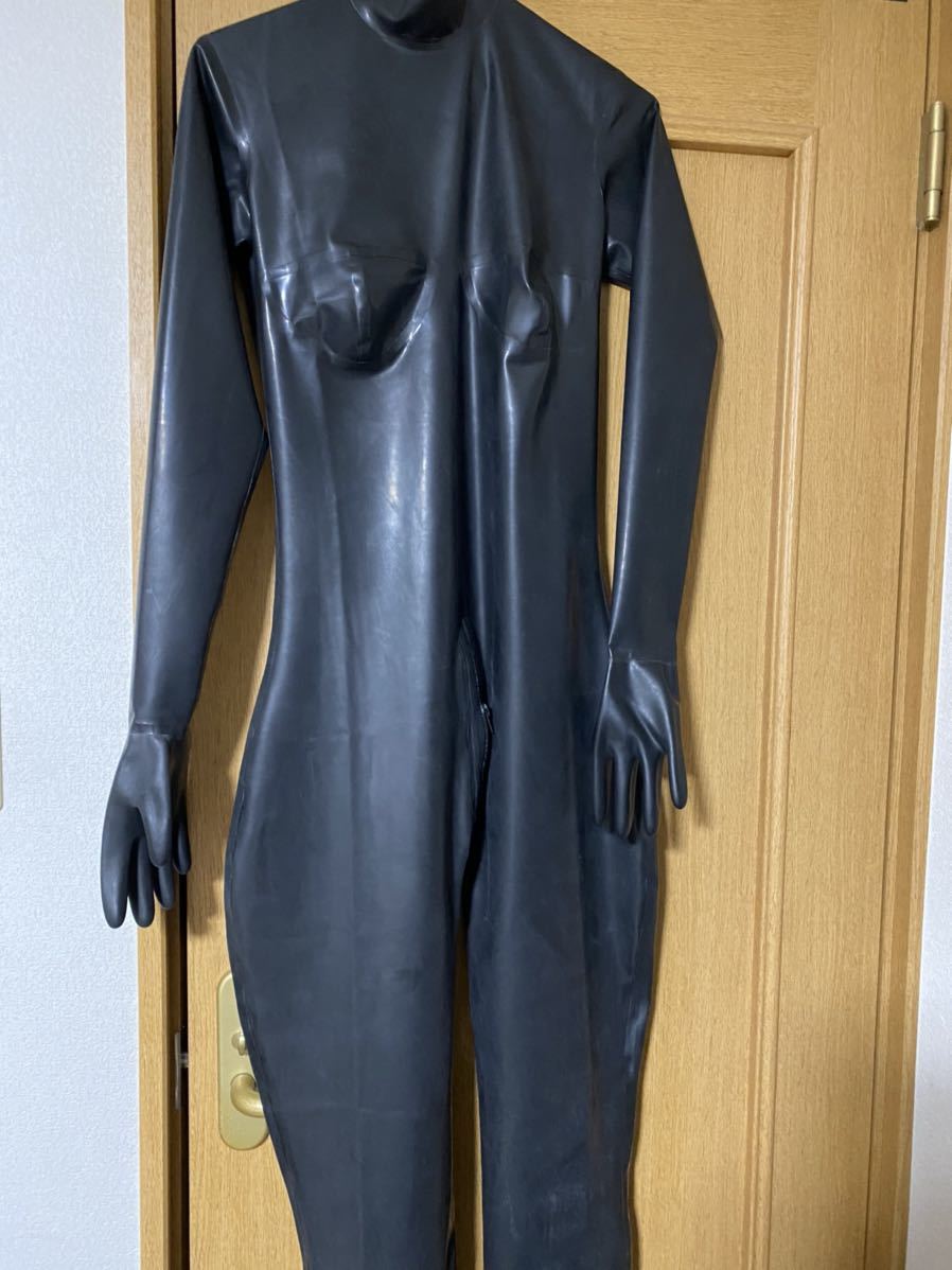 Simon O製全体ラテックスキャットスーツ 早春のとっておきセール