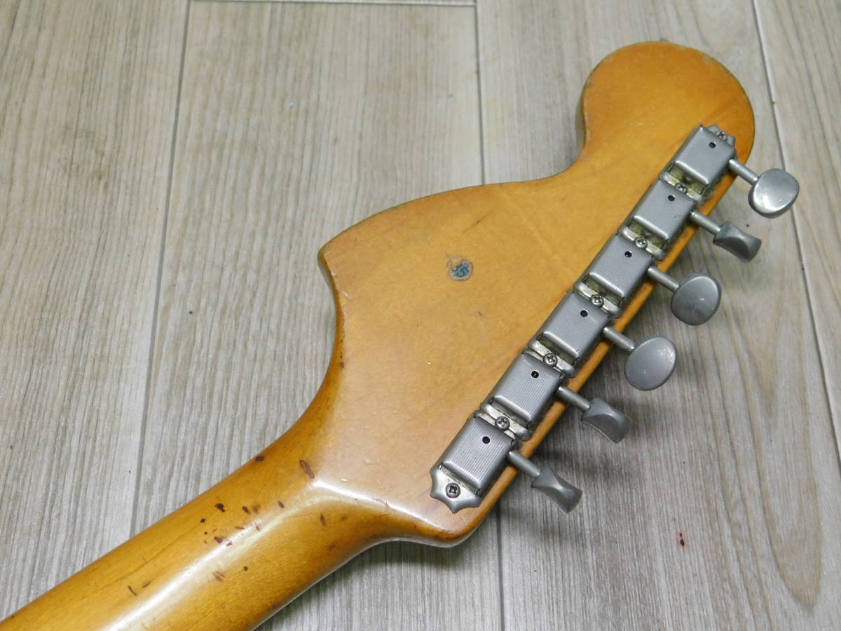 希少!! Fender Japan ST67-85 Eシリアル フジゲン ラージヘッド４点留め 経年レリックジャパンヴィンテージ 現状/F388_画像5