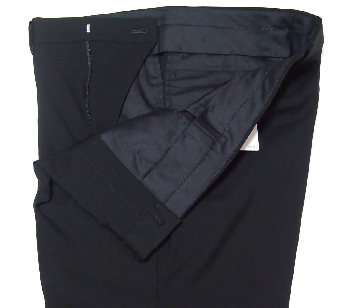 D'URBAN BLACK　日本製 ダブル ウール スーツ　BB4　ブラック フォーマル 冠婚葬祭　ダーバン レナウン　定価97.900円_画像5