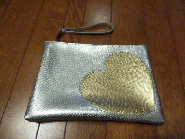  price cut [ new goods ]GUM GIANNI CHIARINI chewing gum Gianni Carry ni clutch bag Italy made Heart silver 