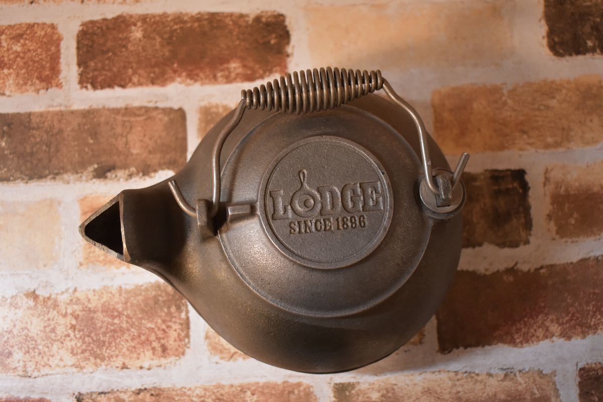 ☆1点限り!☆ LODGE IRON KETTLE ロッジ ケトル 2TK2 キャンプ ☆1点限り!☆ LODGE IRON KETTLE ロッジ ケトル 2TK2 キャンプ
