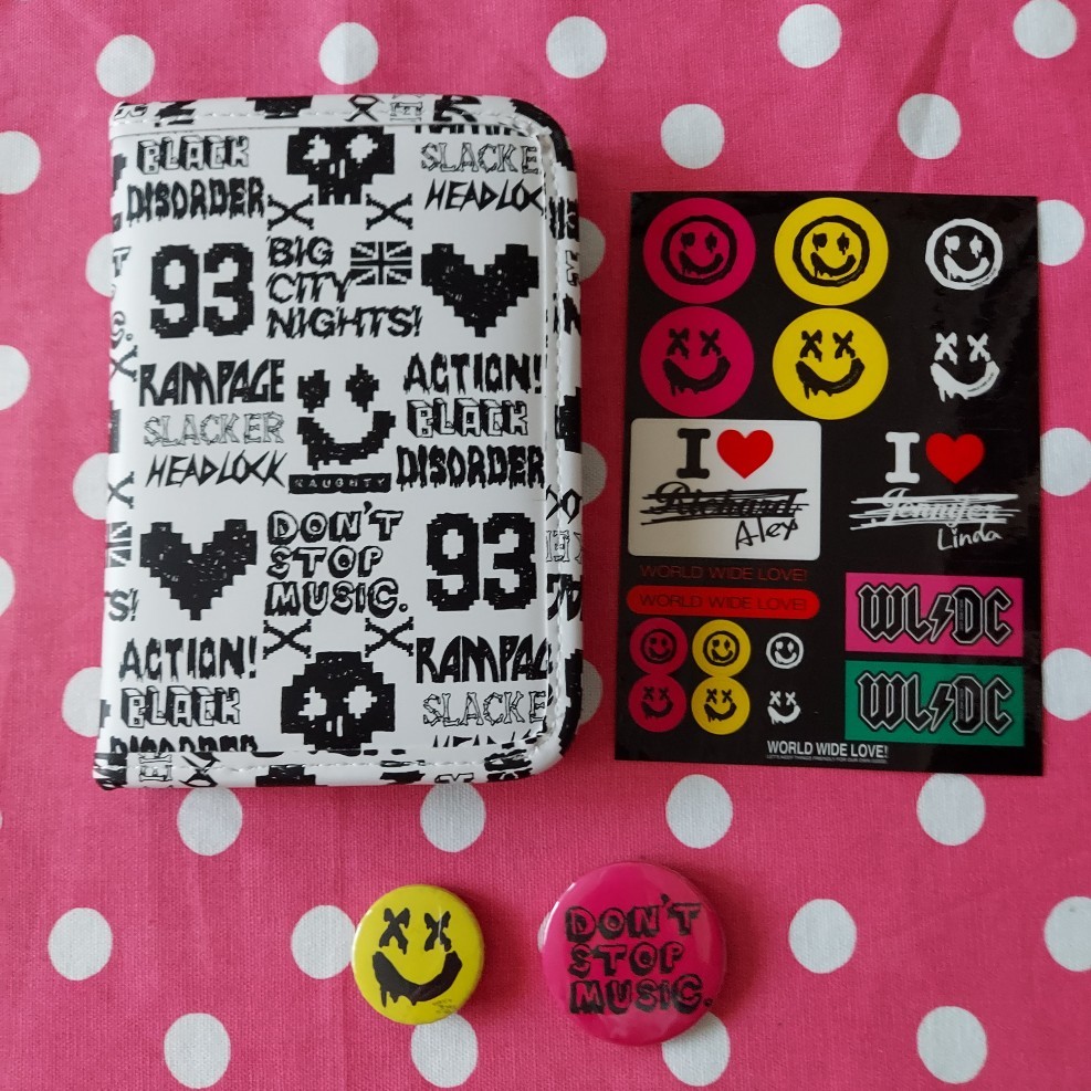  World Wide Love WORLD WIDE LOVE notebook & can badge & seal pretty design goods new goods pretty rare price 