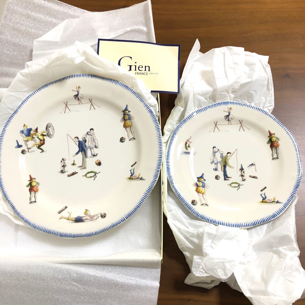 新品/未使用】Gien ジアン Le Cirque サーカス お皿プレート2枚 新品/未使用】Gien ジアン Le Cirque サーカス お皿プレート2枚
