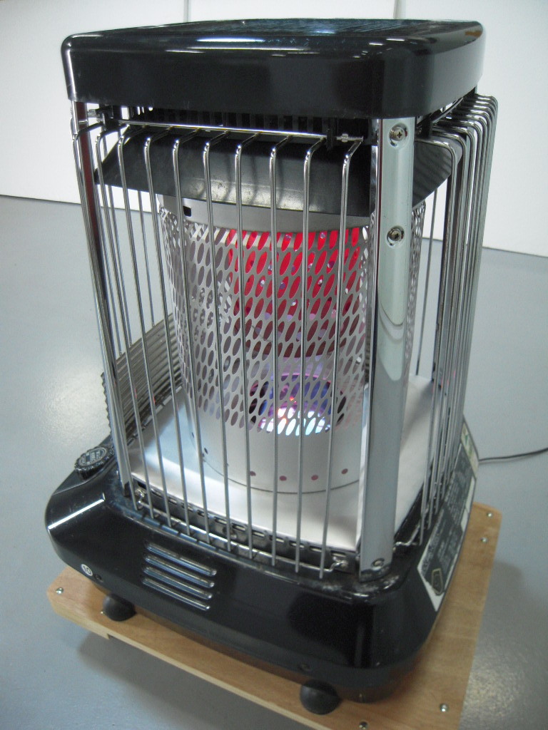 〇ダイニチ ブルーヒーターFM-181F 02年 気化器新品 分解洗浄 〇ダイニチ ブルーヒーターFM-181F 02年 気化器新品 分解洗浄