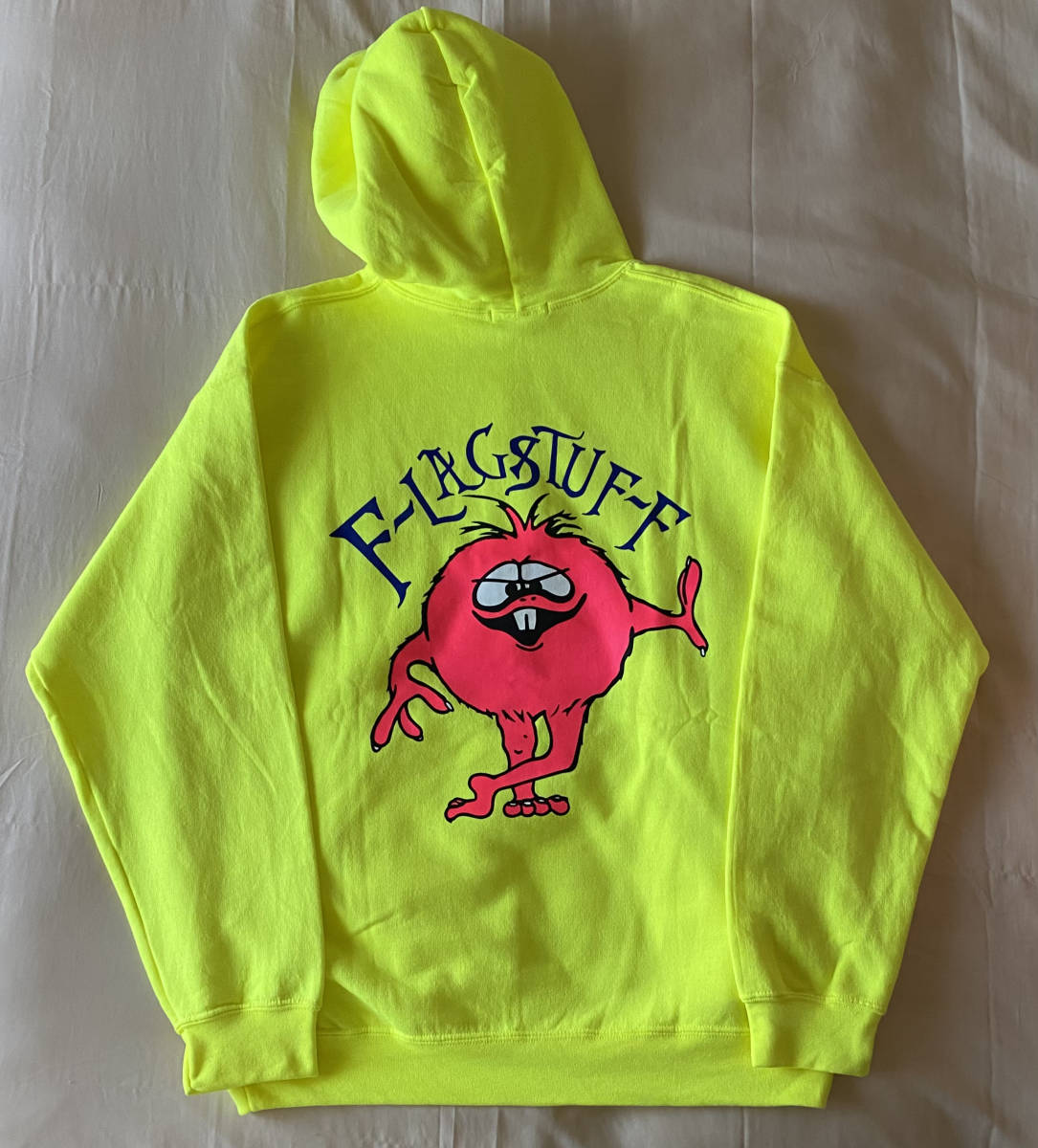 新品 FLAGSTUFF フラグスタフ スウェットパーカー フーディー カマチョ