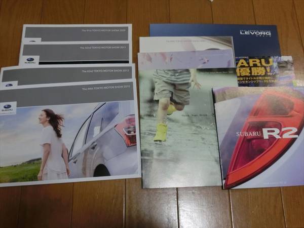2003年－2015年東京モーターショー　スバル パンフレット７冊組_画像1
