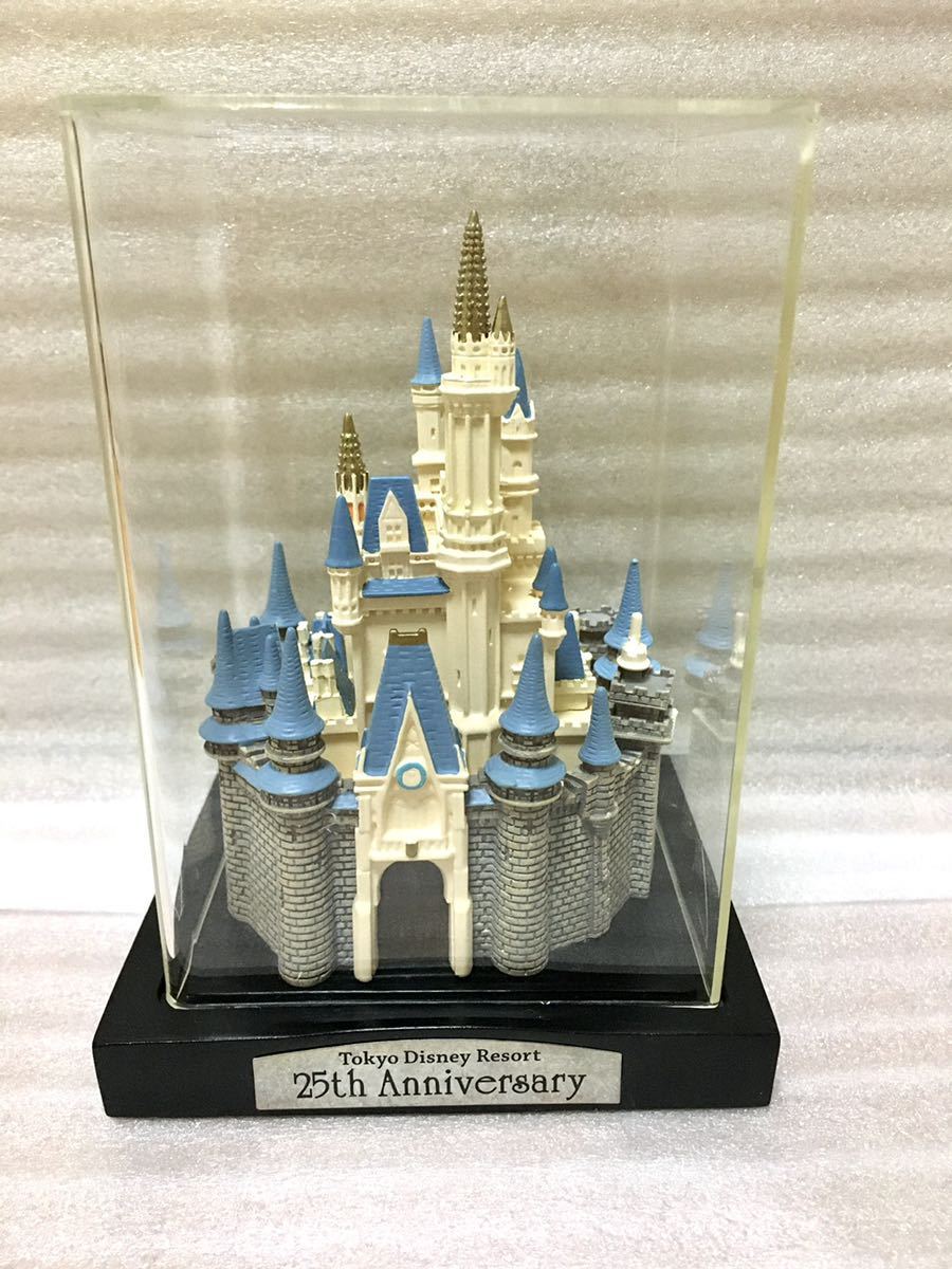 ヤフオク 東京ディズニーランド シンデレラ城フィギュア