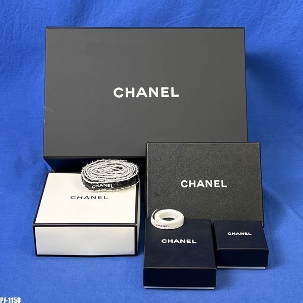 世界的に CHANEL 2箱 空箱マグネット式 ショップ袋 - www.conewago.com