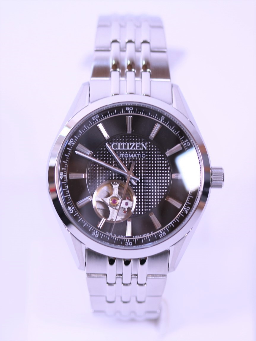 Y5023 未使用品 シチズン 最大63％オフ シチズンコレクション とっておきし新春福袋 自動巻 NH9110-81E メカニカル 腕時計