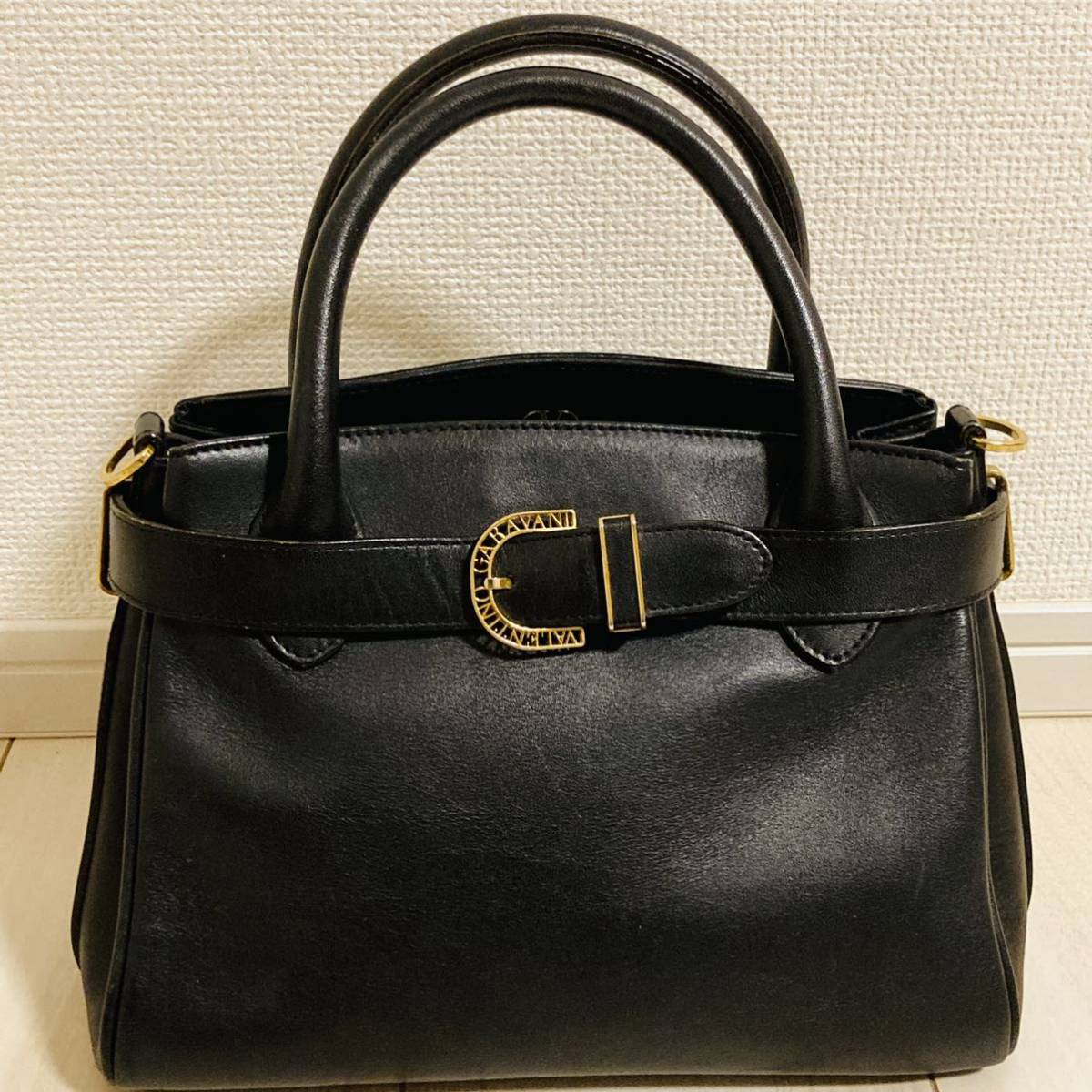 ☆即決☆ Valentino Garavani バレンティノガラヴァーニ ハンドバッグ