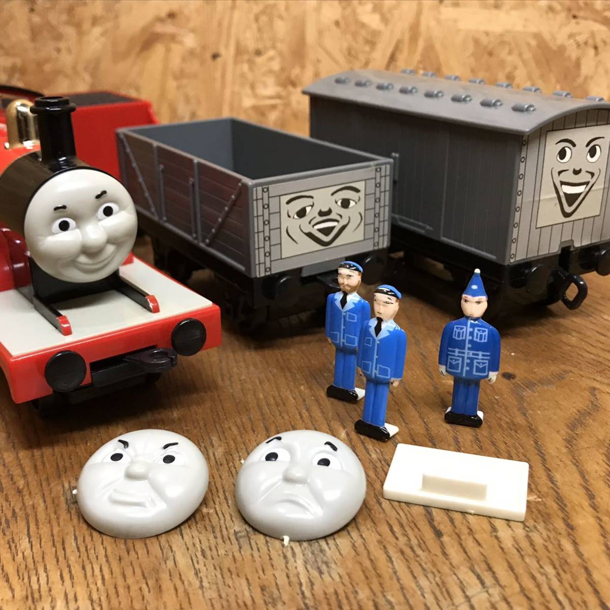 Yahoo!オークション - 中古 現状 1990年代 当時物 バンダイ Yahoo!オークション - 中古 現状 1990年代 当時物 バンダイ