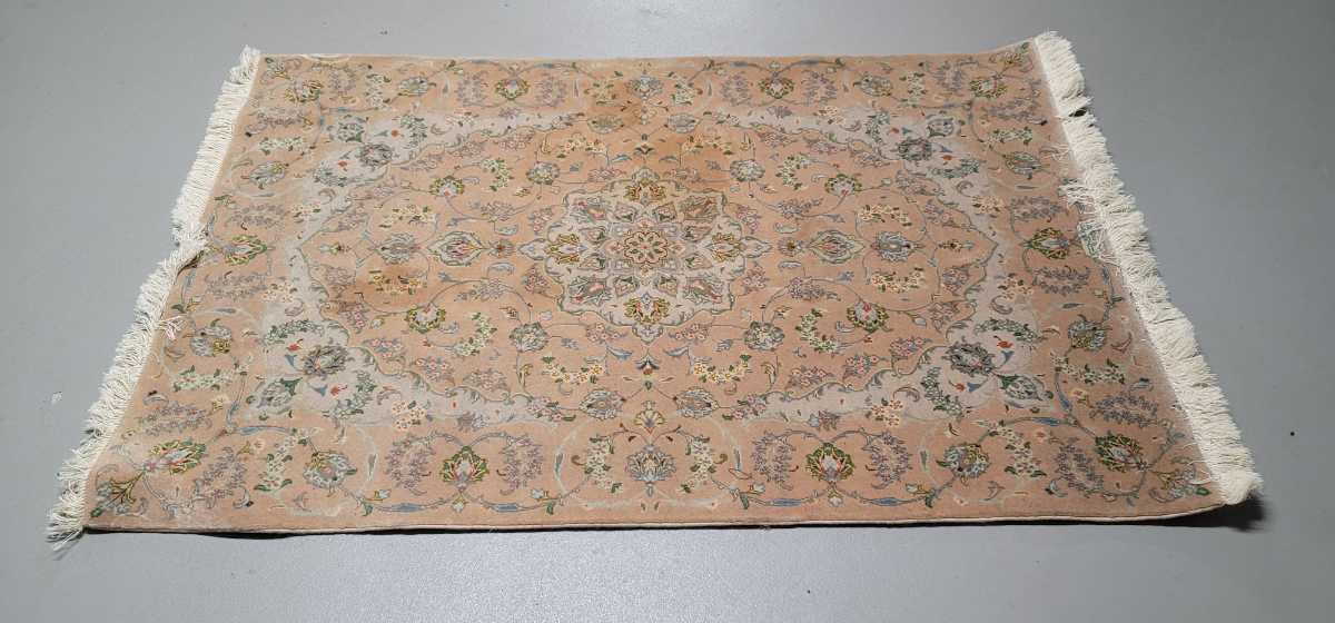 綺麗ペルシャ絨毯 手織り ウール ケルマン産 サイズ170cm×110cmアンティーク家具 _画像3