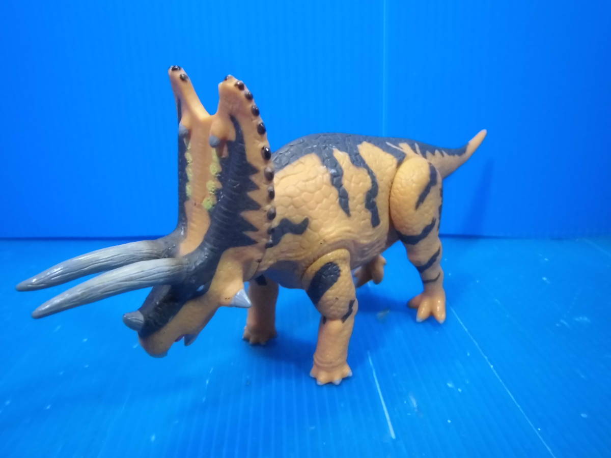 ☆恐竜キング/セガ製ソフビ・恐竜王列伝3点セット[①ペンタ ☆恐竜キング/セガ製ソフビ・恐竜王列伝3点セット[①ペンタ