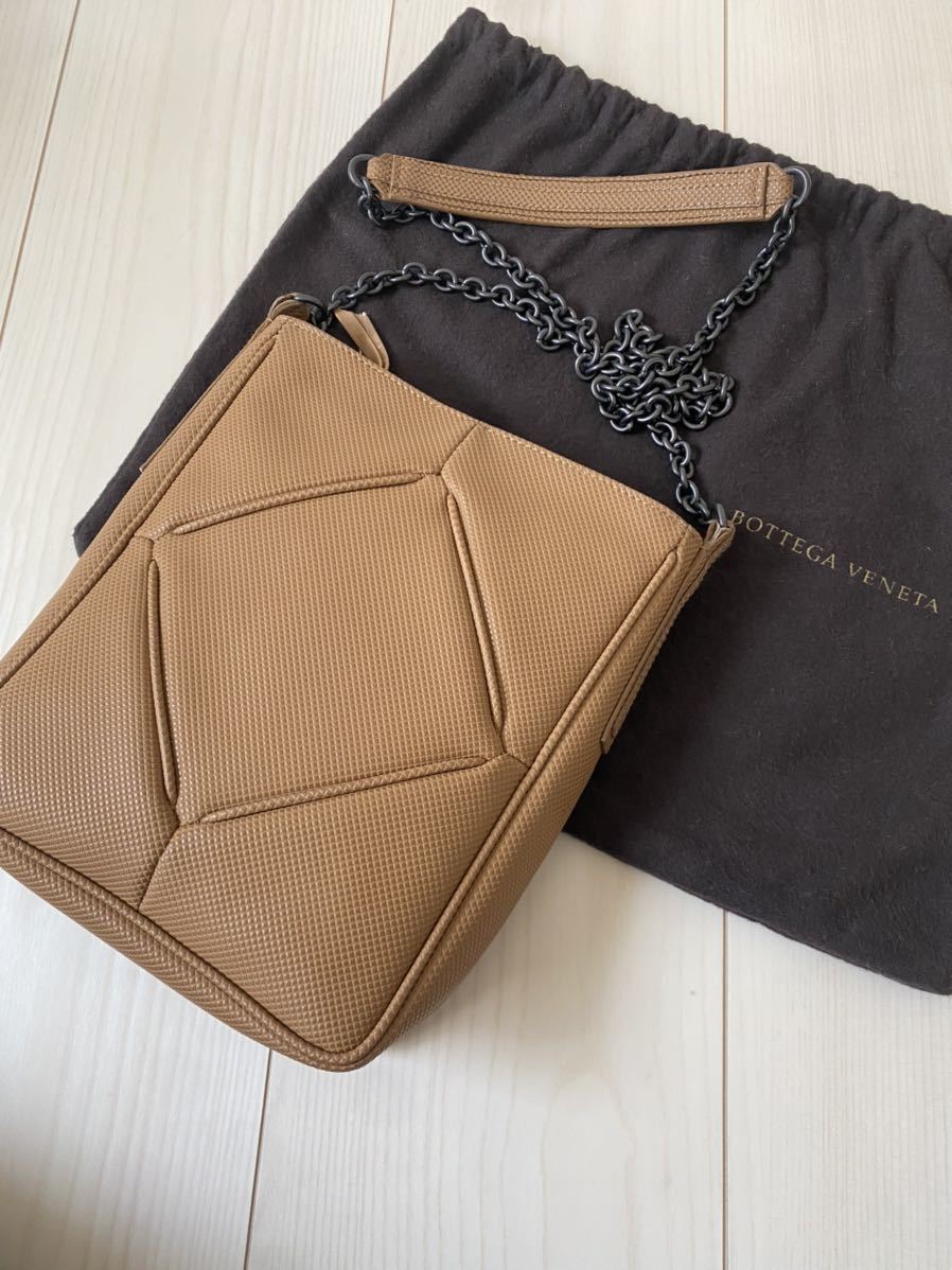 美品 送料込み 春色 ボッテガヴェネタ BOTTEGA VENETA ショルダー