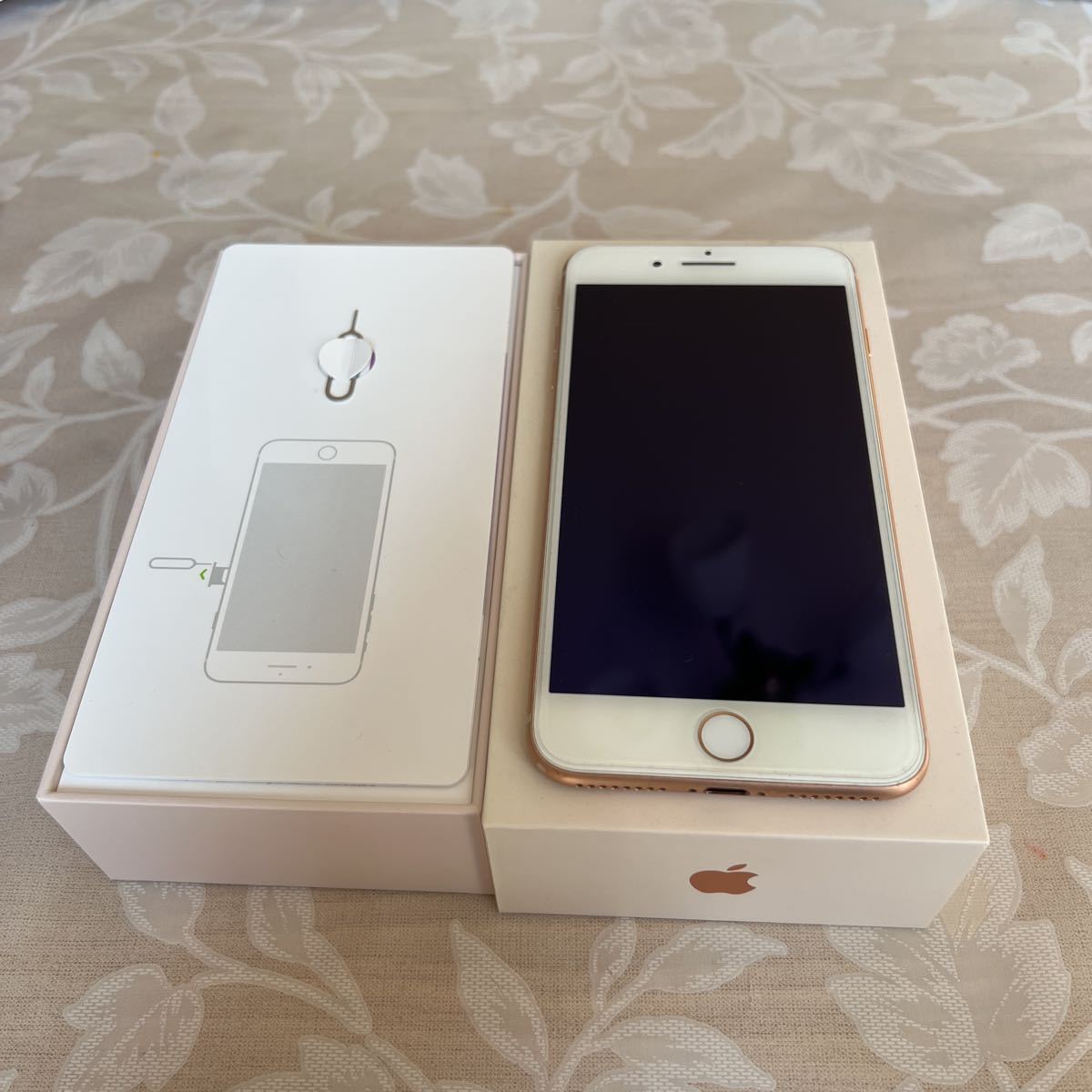 好評大得価 Apple - iPhone 7 Plus Gold 256GB、付属品未使用の通販 by