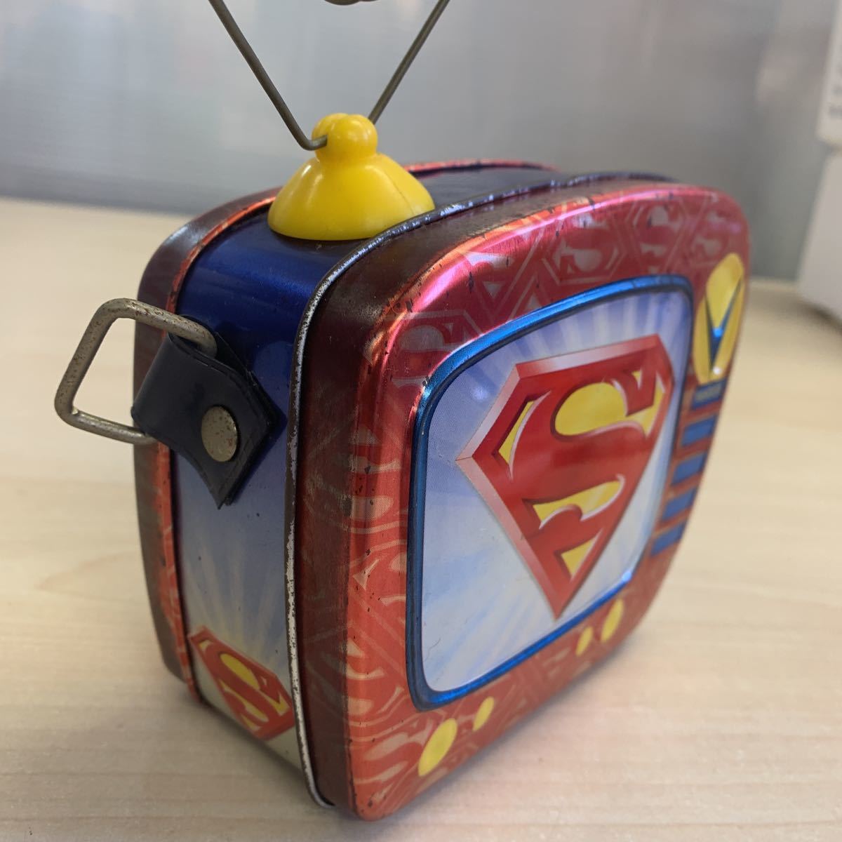 [ rare ] Superman Mini TV type tote bag can DC Comics Superman Mini TV Tin Tote #74069 Vandor DC comics American Comics goods tin plate 