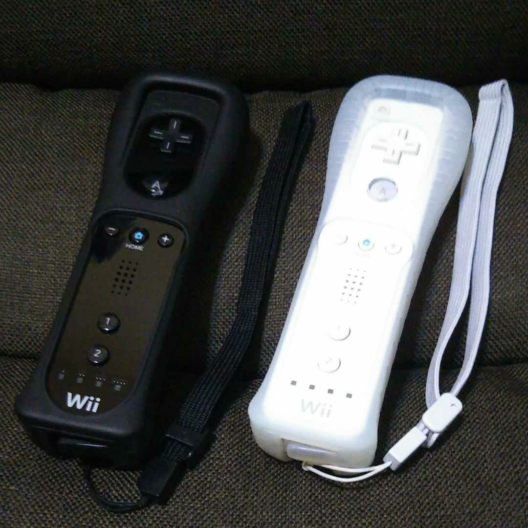 Nintendo Wii WiiU用 リモコン セット（ホワイト・ブラック）