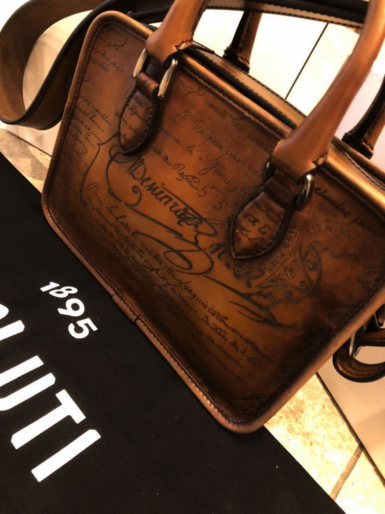 ベルルッティ berluti ハンドバッグ アンジュールガリバー ベルルッティ berluti ハンドバッグ アンジュールガリバー