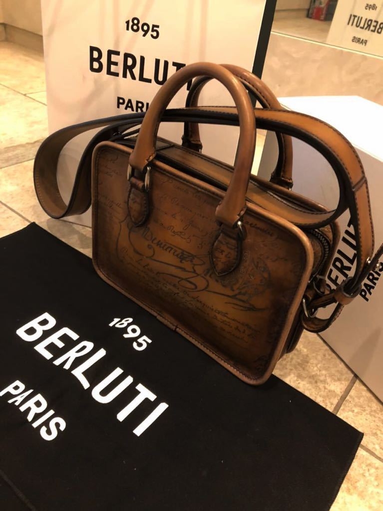 ベルルッティ berluti ハンドバッグ アンジュールガリバー ベルルッティ berluti ハンドバッグ アンジュールガリバー
