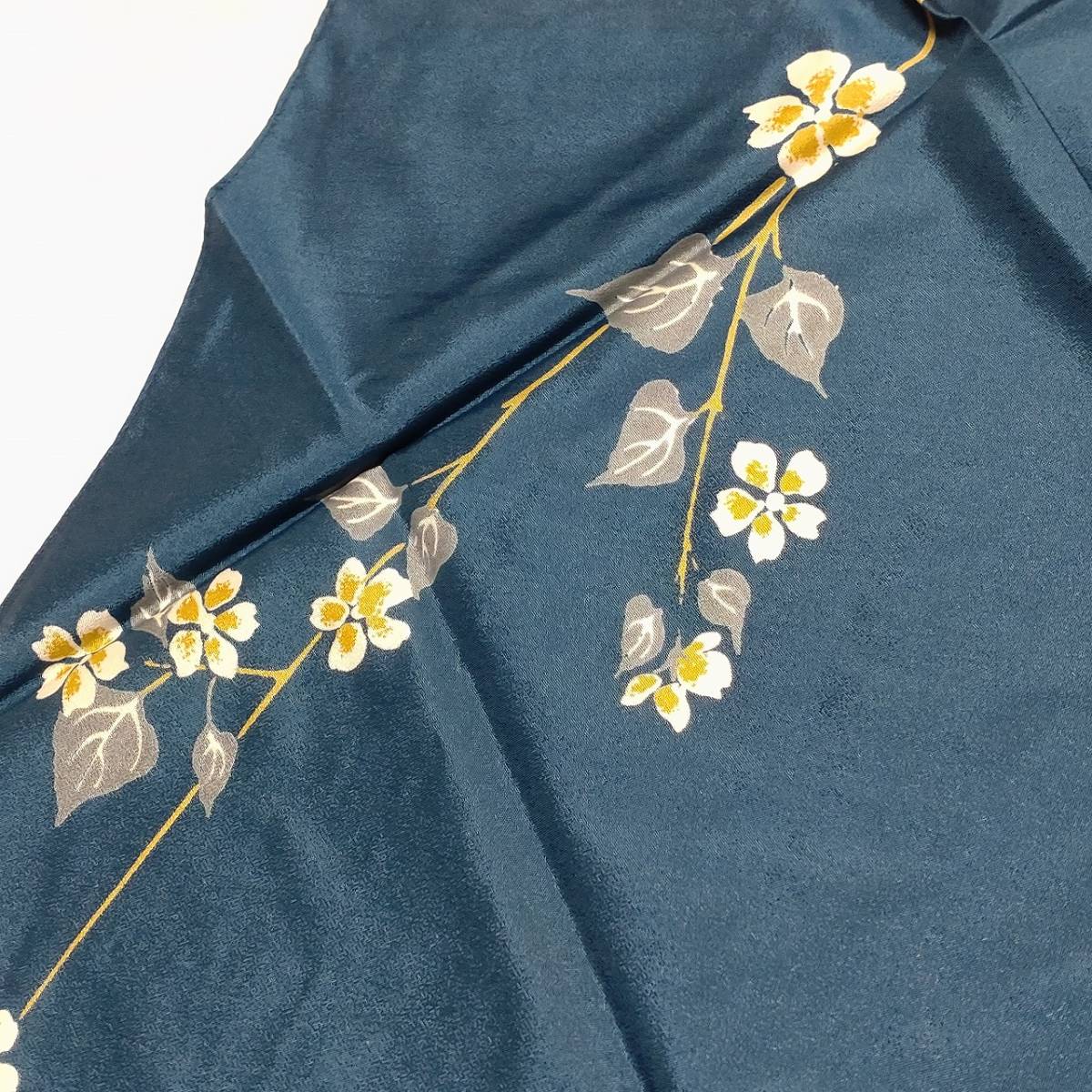  furoshiki flower. . blue green k RaRe ta Ray yon100% approximately 70×70. Japanese style ....fro type kimono small articles made in Japan [2781]