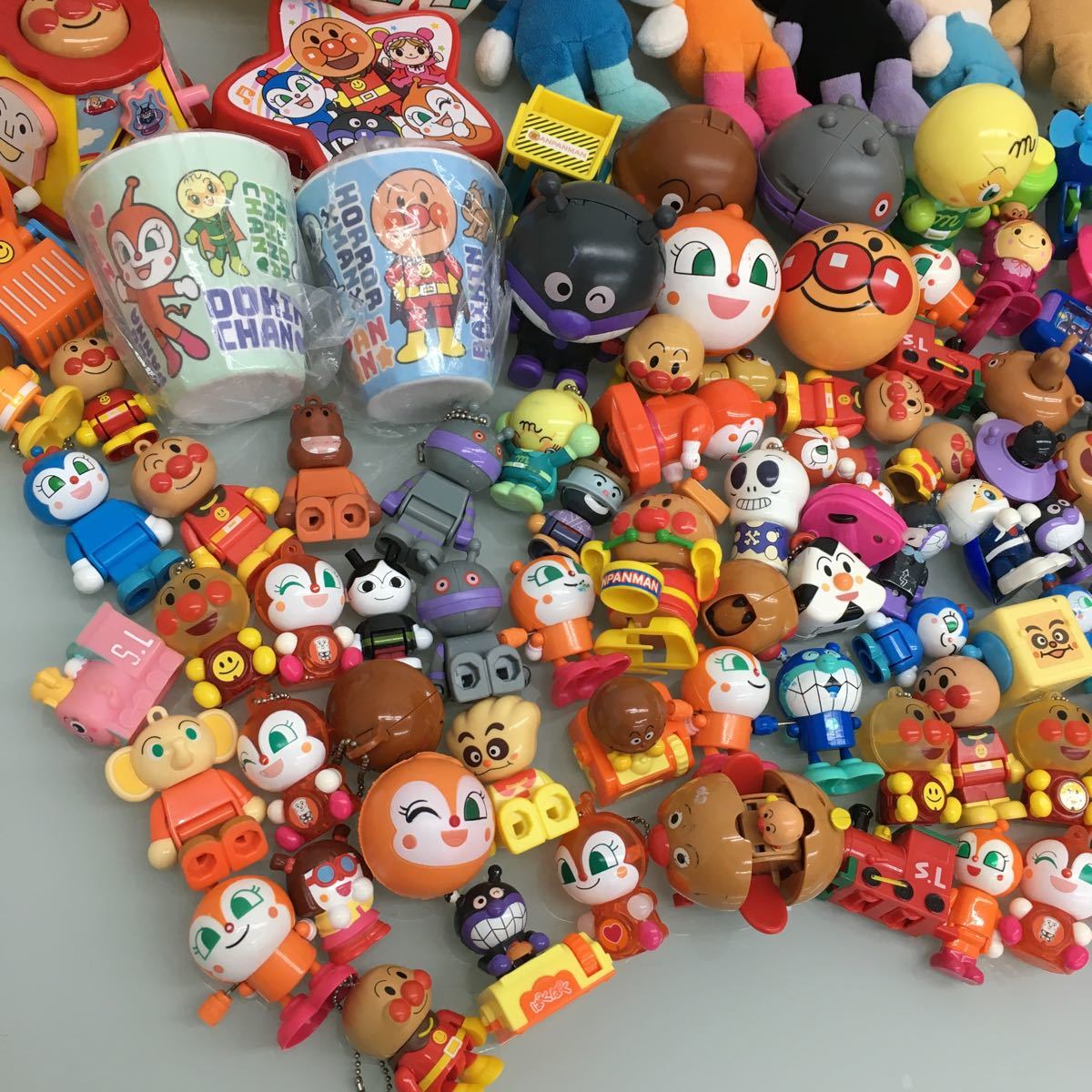 ジャンク】アンパンマン ぬいぐるみ キーホルダー ミニチュア ジャンク】アンパンマン ぬいぐるみ キーホルダー ミニチュア